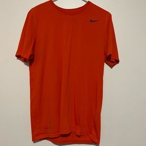 Nike T-shirt